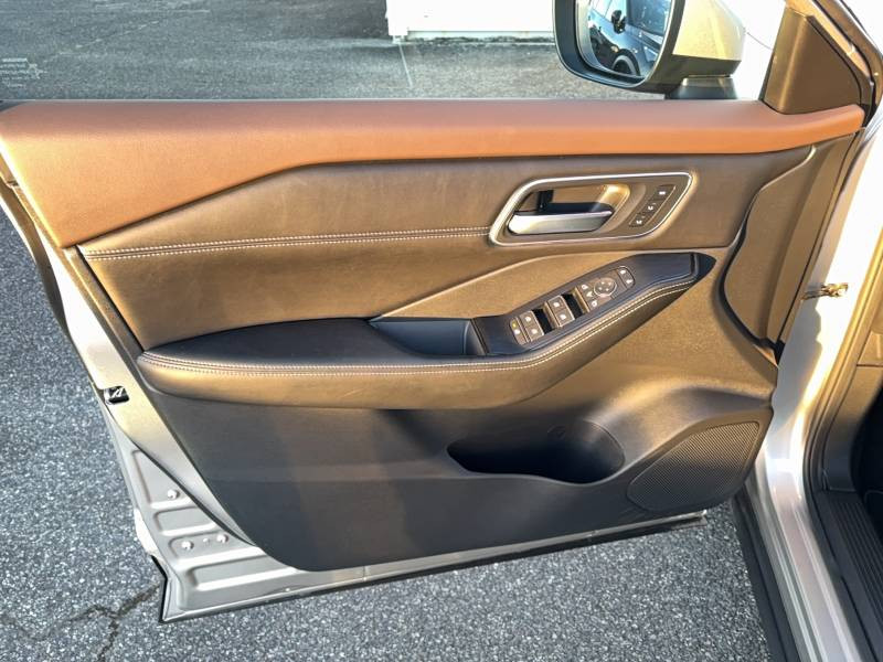 Nissan X-Trail e-POWER 204 ch Tekna 2023 - photo n°19 Nissan X-Trail e-POWER 204 ch Tekna  occasion à Lescar - photo n°19