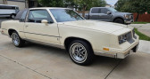Oldmobile Cutlass    LYON 69