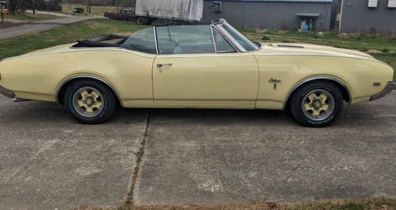 Oldmobile Cutlass  1968 - photo n°4 Oldmobile Cutlass   occasion à LYON - photo n°4