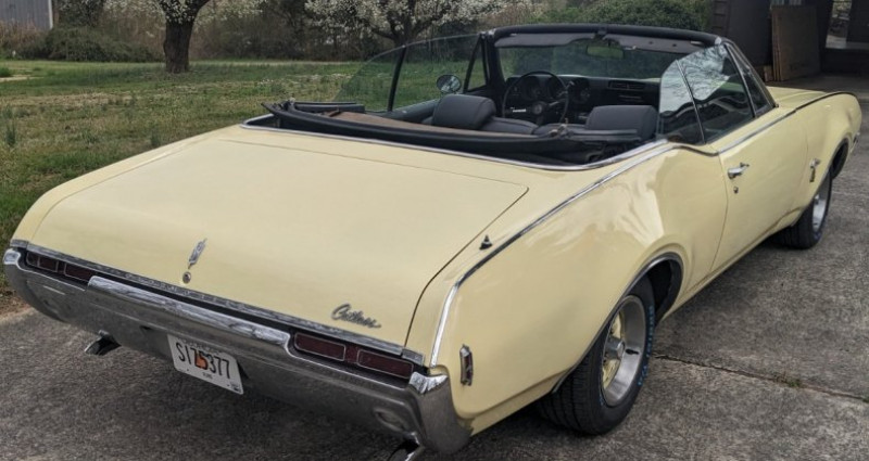 Oldmobile Cutlass  1968 - photo n°2 Oldmobile Cutlass   occasion à LYON - photo n°2