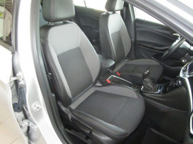 Opel Astra Sports tourer 1.2 Turbo 110 ch BVM  occasion  Beaupuy - photo n3