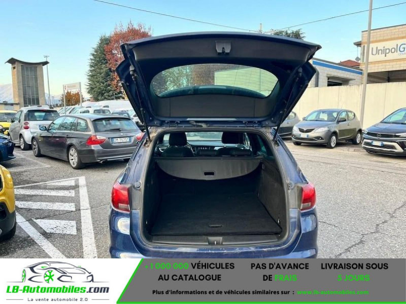 Opel Astra Sports tourer 1.2 Turbo 130 ch BVM  occasion � Beaupuy - photo n�9