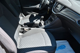 Opel Astra Sports tourer 1.2 Turbo 130 ch BVM  occasion  Beaupuy - photo n8