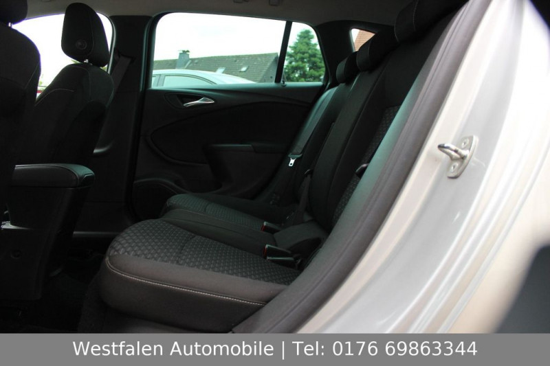 Opel Astra Sports tourer 1.2 Turbo 145 ch BVM  occasion  Beaupuy - photo n8