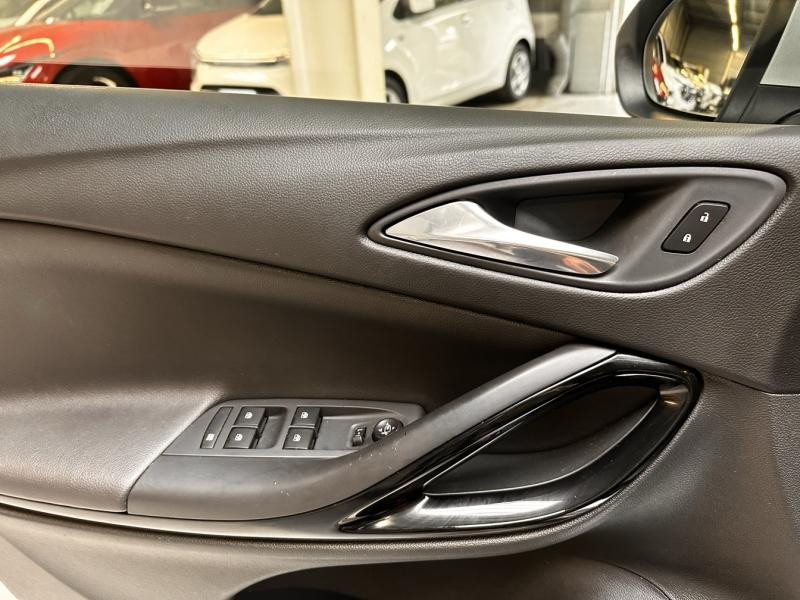 Opel Astra Sports tourer 1.4 Turbo 125ch Start&Stop Innovation  occasion  Brie-Comte-Robert - photo n13