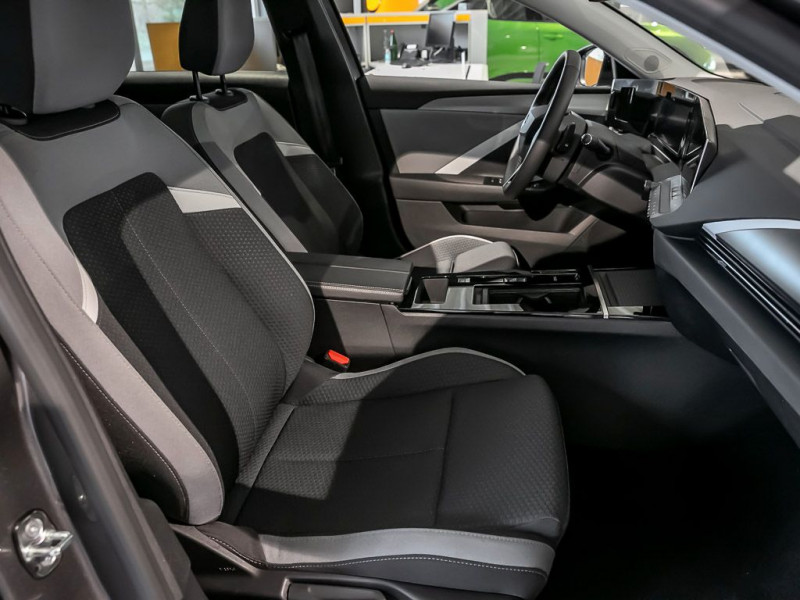 Opel Astra Sports tourer 1.5 Diesel 130 ch BVA  occasion  Beaupuy - photo n5