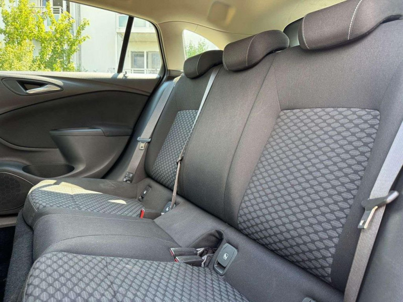 Opel Astra Sports tourer 1.6 CDTI 136 ch BVA  occasion  Beaupuy - photo n6