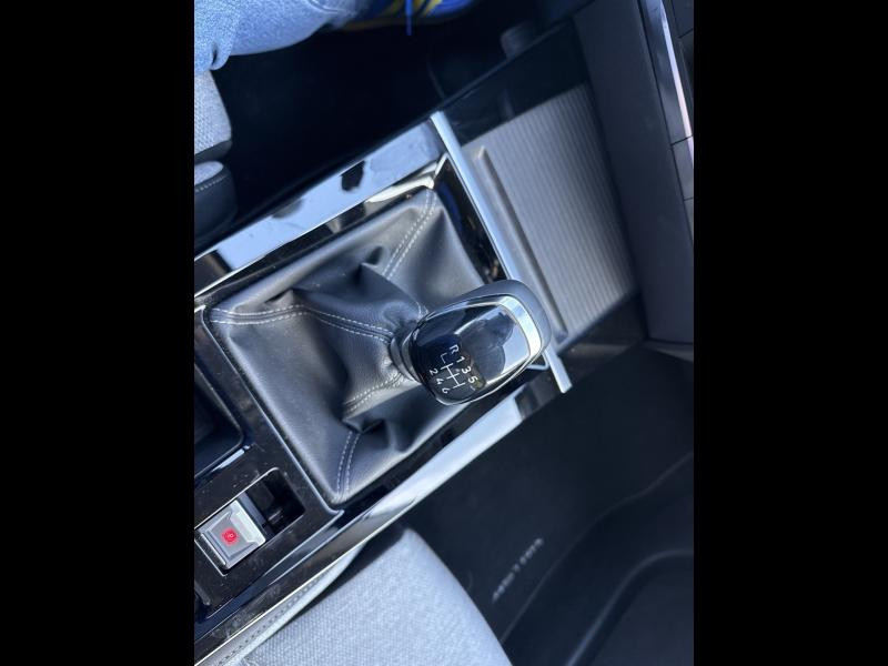 Opel Astra 1.2 Turbo 130ch  Elegance  occasion  Vert-Saint-Denis - photo n19