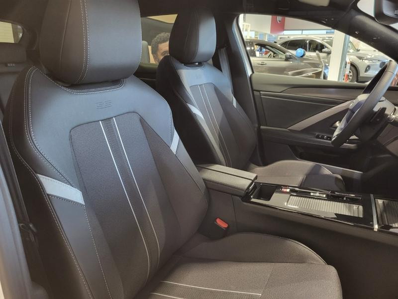 Opel Astra 1.2 Turbo Hybrid 136ch GS e-DCT 6 2024 - photo n°11 Opel Astra 1.2 Turbo Hybrid 136ch GS e-DCT 6  occasion à Barberey-Saint-Sulpice - photo n°11