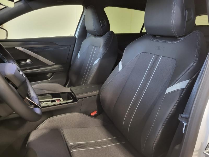 Opel Astra 1.2 Turbo Hybrid 136ch GS e-DCT 6 2024 - photo n°10 Opel Astra 1.2 Turbo Hybrid 136ch GS e-DCT 6  occasion à Barberey-Saint-Sulpice - photo n°10