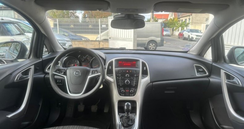 Opel Astra 1.4 Twinport 100 ch Enjoy 2011 - photo n°5 Opel Astra 1.4 Twinport 100 ch Enjoy  occasion à villeneuve-Saint-Georges - photo n°5