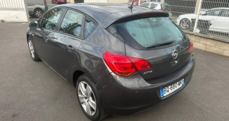 Opel Astra 1.4 Twinport 100 ch Enjoy 2011 - photo n°3 Opel Astra 1.4 Twinport 100 ch Enjoy  occasion à villeneuve-Saint-Georges - photo n°3