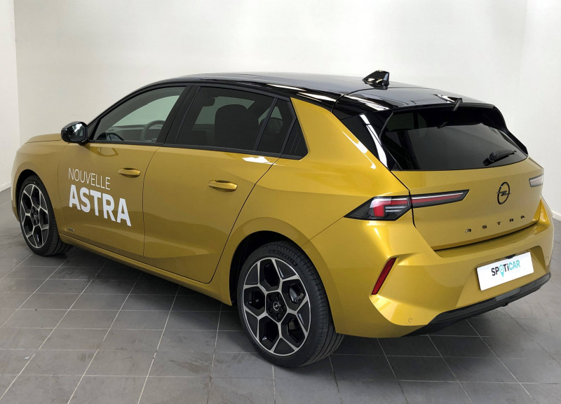 Opel Astra Astra 1.2 Turbo 130 ch BVA8 Ultimate 5p  occasion à Saint Pierre du Mont - photo n°7