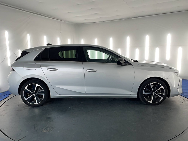 Opel Astra Astra Hybrid 180 ch BVA8 Elegance Business 5p 2023 - photo n°4 Opel Astra Astra Hybrid 180 ch BVA8 Elegance Business 5p  occasion à Toulouse - photo n°4