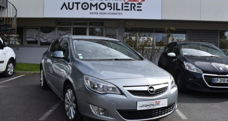 Opel Astra ELEGUANCE 1.4 i Turbo 140 cv