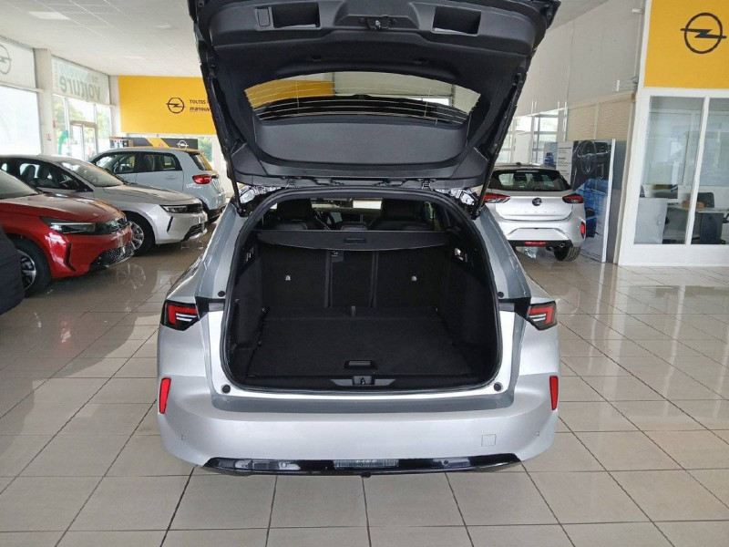 Opel Astra SPORTS TOURER Astra Sports Tourer 1.5 Diesel 130 ch BVA8  occasion  ORVAULT - photo n6