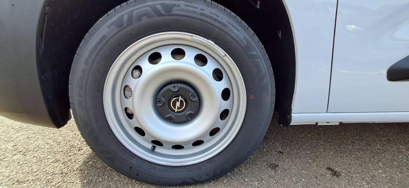 Opel Combo COMBO CARGO M 1000 KG BLUEHDI 100 S&S BVM6  4p 2025 - photo n°11 Opel Combo COMBO CARGO M 1000 KG BLUEHDI 100 S&S BVM6  4p  occasion à Saint Pierre du Mont - photo n°11