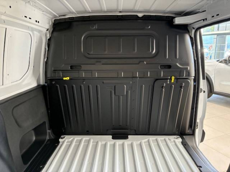 Opel Combo COMBO CARGO M CHARGE UTILE MAJOREE DIESEL 130 CH AUTOMATIQUE  occasion  Toulouse - photo n3