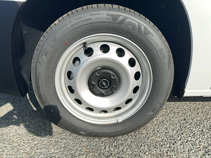 Opel Combo D CARGO M 650 KG BLUEHDI 100 S&S BVM6 4p  occasion  Brive-la-Gaillarde - photo n9