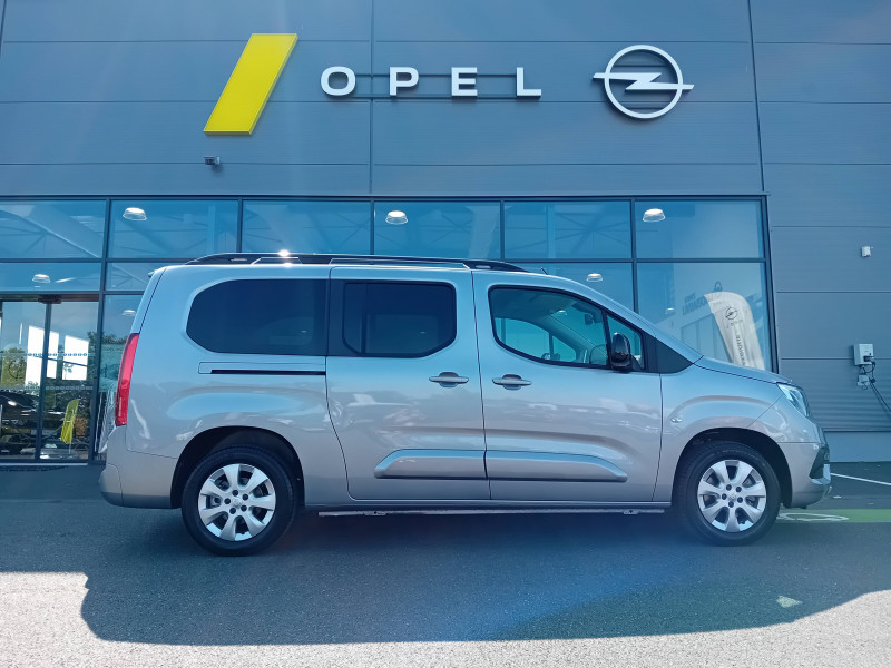 Opel Combo LIFE Combo e-Life Taille XL 136 ch & Batterie 50 kw/h  occasion à MOUILLERON LE CAPTIF - photo n°8