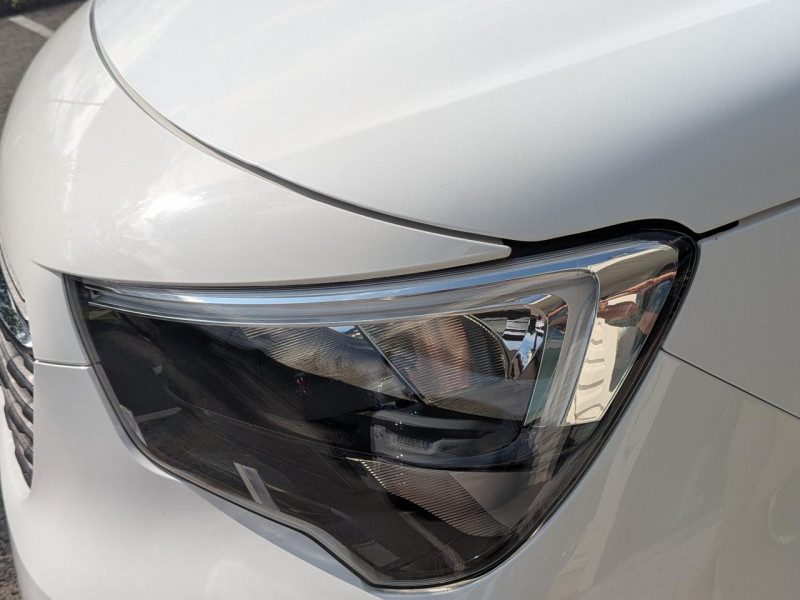 Opel Combo M 1.5 BlueHDi - 100 Start&Stop C.U.1000Kg  Fourgon M 2019 - photo n°8 Opel Combo M 1.5 BlueHDi - 100 Start&Stop C.U.1000Kg  Fourgon M  occasion à Ganges - photo n°8