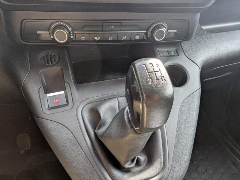 Opel Combo M 1.5 BlueHDi - 100 Start&Stop C.U.1000Kg  Fourgon M 2019 - photo n°18 Opel Combo M 1.5 BlueHDi - 100 Start&Stop C.U.1000Kg  Fourgon M  occasion à Ganges - photo n°18