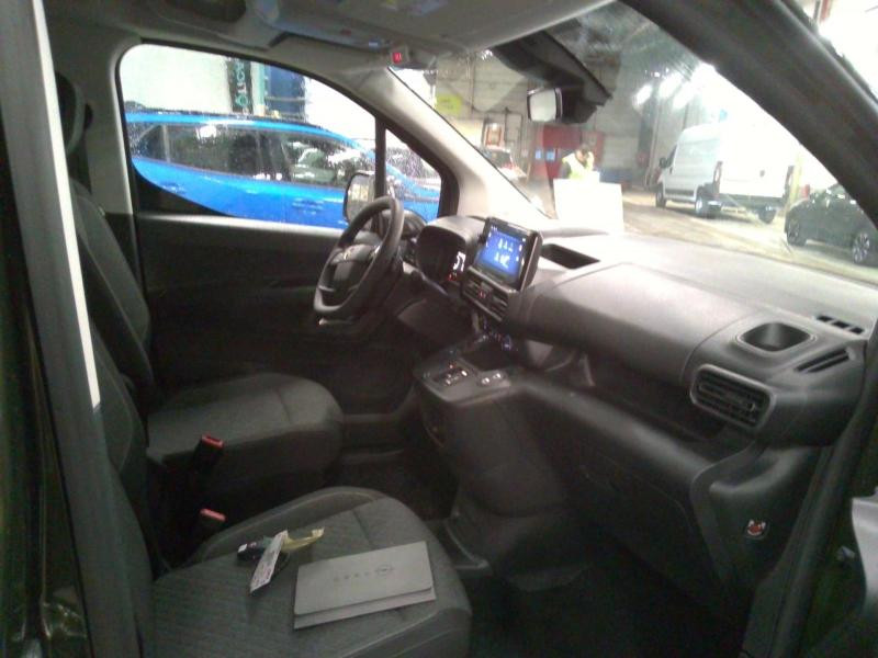 Opel Combo Taille XL - Electric 136ch - 54 kWh Elegance 7 PLACES  occasion  Vert-Saint-Denis - photo n4