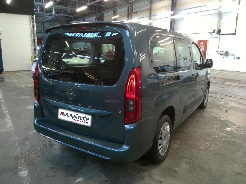 Opel Combo Taille XL - Electric 136ch - 54 kWh Elegance  occasion  Vert-Saint-Denis - photo n2