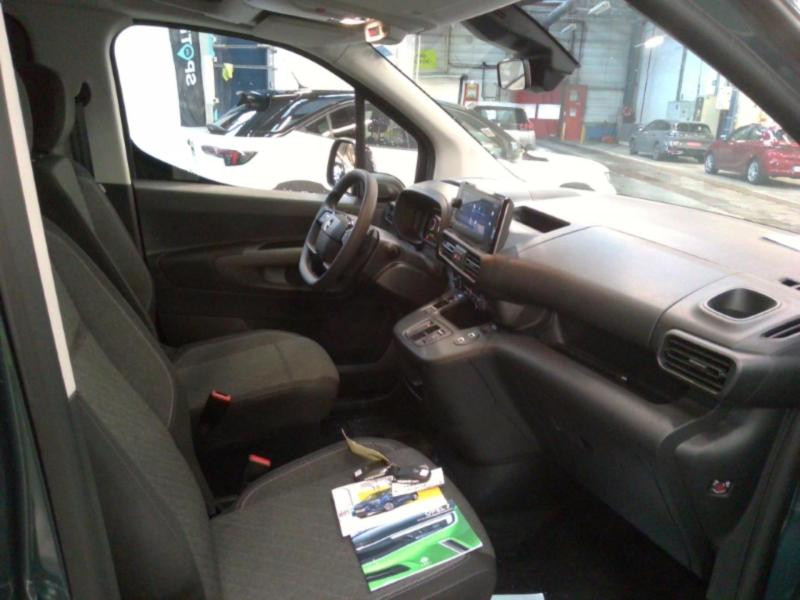 Opel Combo Taille XL - Electric 136ch - 54 kWh Elegance  occasion  Vert-Saint-Denis - photo n3