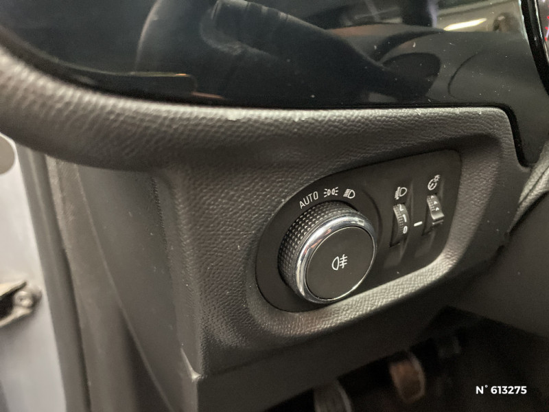 Opel Corsa 1.2 75 CH BVM5 EDITION BUSINESS  occasion � Meaux - photo n�15