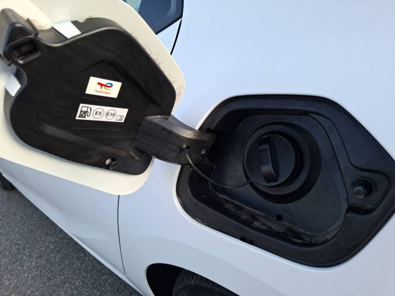 Opel Corsa 1.2 75 ch BVM5 Edition  occasion � Dax - photo n�19