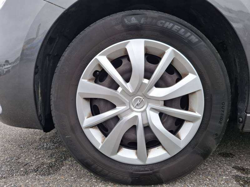 Opel Corsa 1.2 75 ch BVM5 Edition  occasion � Dax - photo n�9