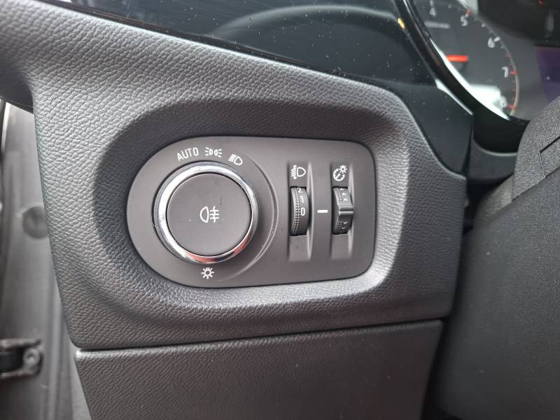 Opel Corsa 1.2 75 ch BVM5 Edition  occasion � Dax - photo n�20