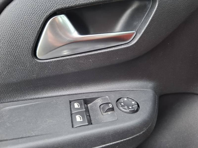Opel Corsa 1.2 75 ch BVM5 Edition  occasion � Dax - photo n�19