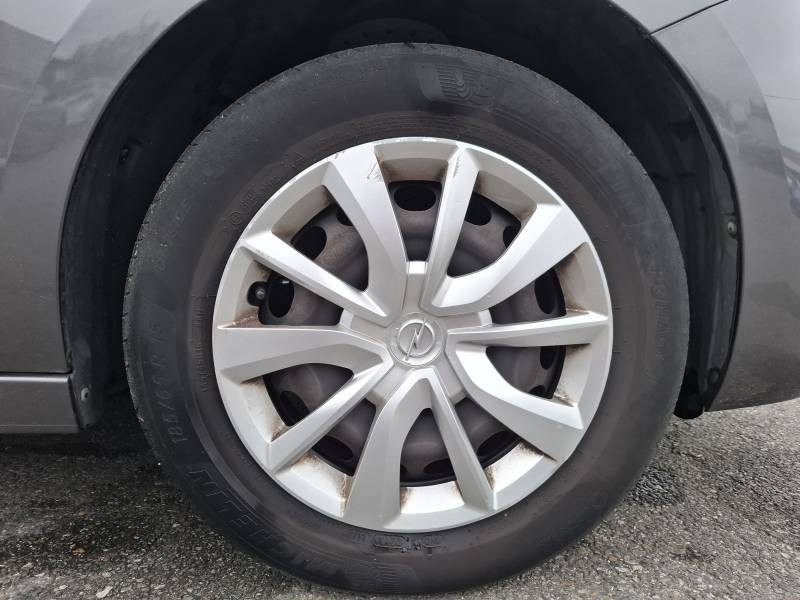 Opel Corsa 1.2 75 ch BVM5 Edition  occasion � Dax - photo n�13