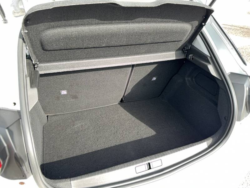 Opel Corsa 1.2 75 ch BVM5 Elegance Business  occasion � Libourne - photo n�19