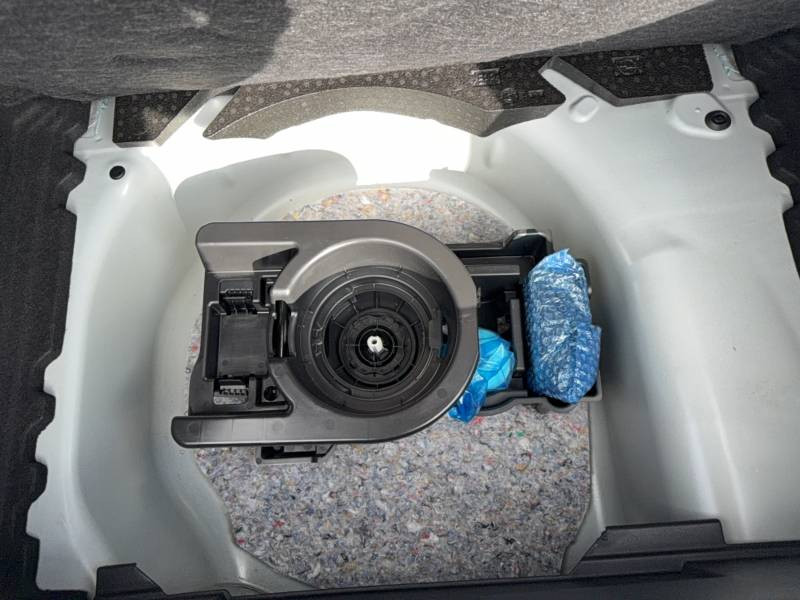 Opel Corsa 1.2 75 ch BVM5 Elegance Business  occasion � Libourne - photo n�20