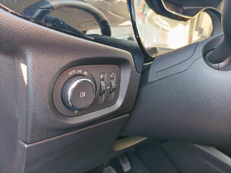 Opel Corsa 1.2 75ch Edition Business  occasion � Ceris� - photo n�18