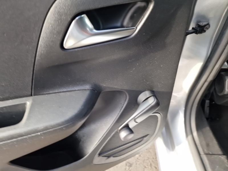 Opel Corsa 1.2 75ch Edition  occasion � Le Mans - photo n�15