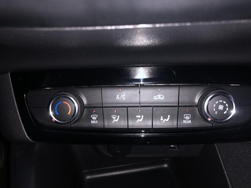 Opel Corsa 1.2 75ch Edition  occasion  Brie-Comte-Robert - photo n18