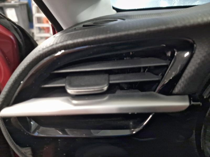 Opel Corsa 1.2 75ch Elegance Business  occasion � Le Mans - photo n�10