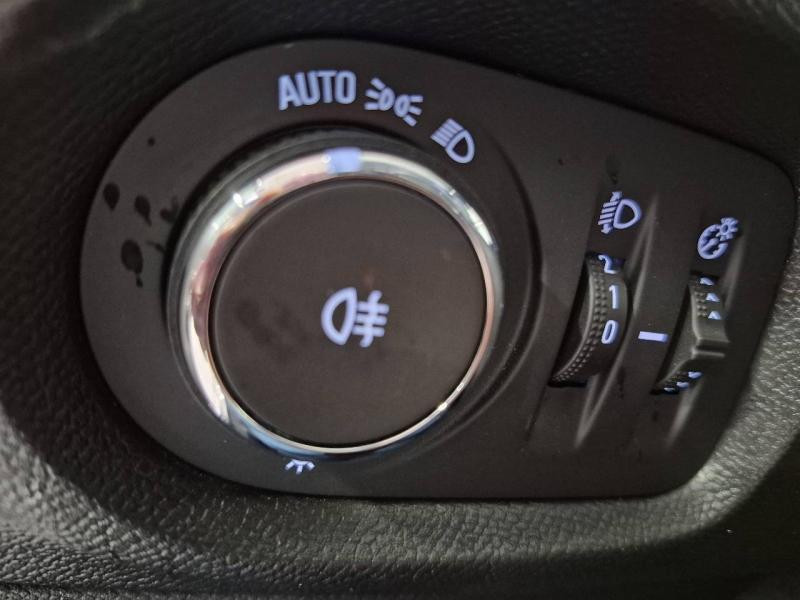 Opel Corsa 1.2 75ch Elegance Business  occasion � Chaumont - photo n�18