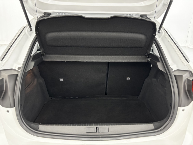Opel Corsa 1.2 75ch Elegance Business 2022 - photo n°9 Opel Corsa 1.2 75ch Elegance Business  occasion à SAINT-GREGOIRE - photo n°9
