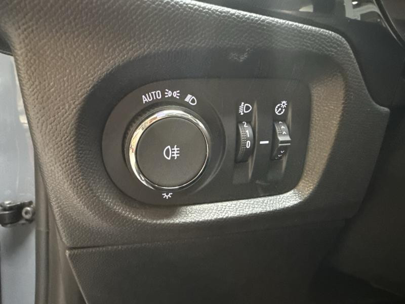 Opel Corsa 1.2 75ch  occasion � Brie-Comte-Robert - photo n�13