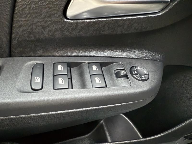 Opel Corsa 1.2 75ch  occasion  Corbeil-Essonnes - photo n20