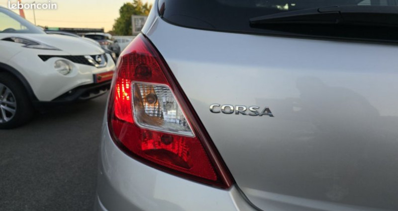 Opel Corsa 1.2 85 ch Twinport Essentia  occasion  Perpignan - photo n7