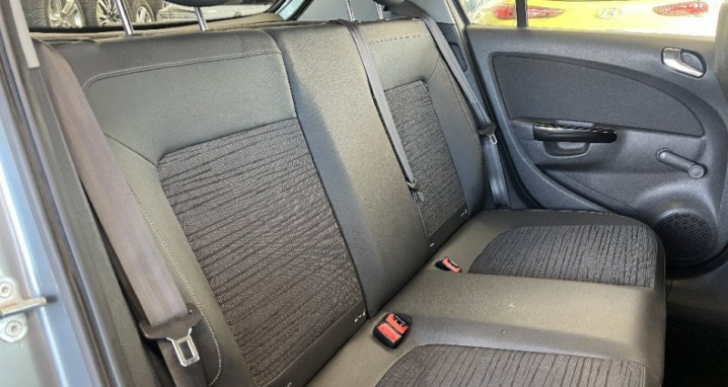 Opel Corsa 1.2 - 85 ch Twinport Graphite 5P  occasion � CREUZIER LE VIEUX - photo n�6