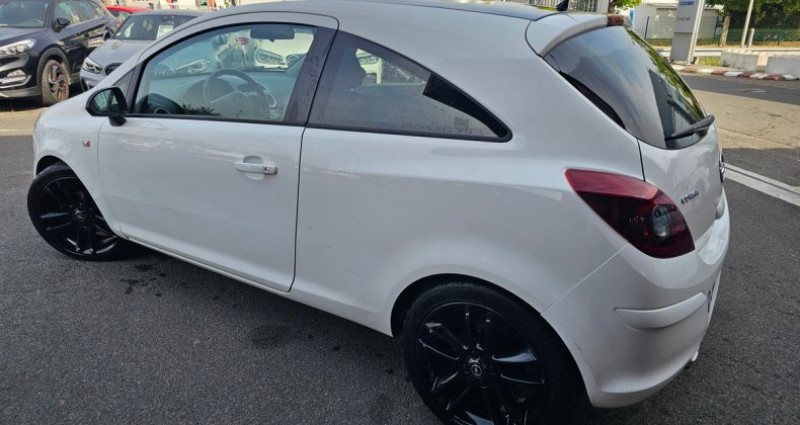 Opel Corsa 1.2 85  occasion  Blois - photo n5