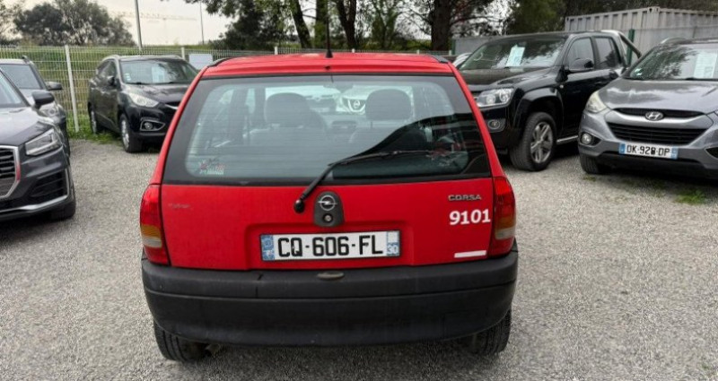 Opel Corsa 1.2 CITY 5P  occasion &agrave; LA FARLEDE - photo n&deg;4