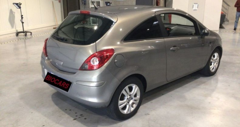 Opel Corsa 1.2 Color Edition  occasion à Calais - photo n°3